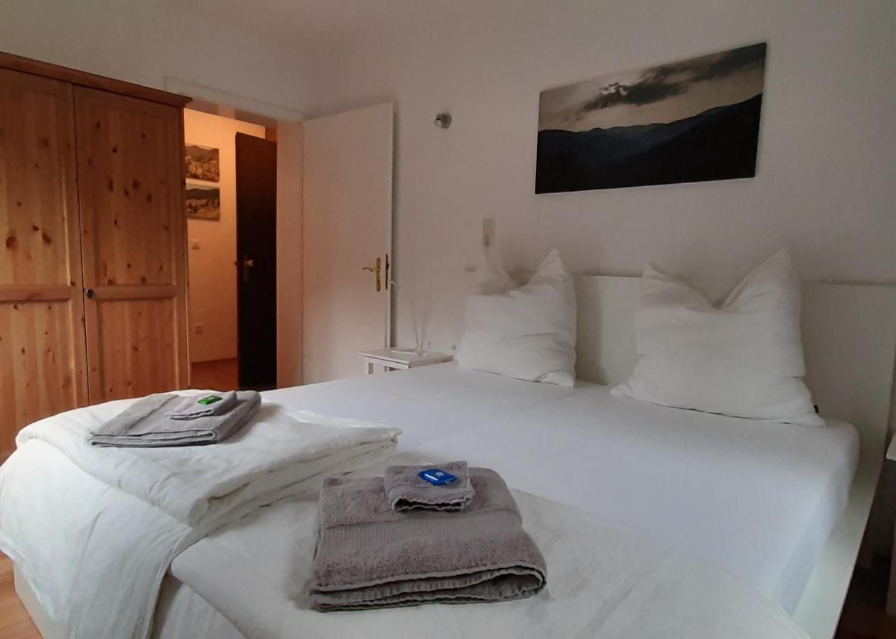 Steepleview House, Renchtalblick Apartment - Cozy & Serene Apartment For 2 Bad Peterstal-Griesbach Eksteriør billede